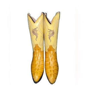 Demanuel’s leather embossed Cocodrile Men’s Cowboy Narrow Round Toe Boots